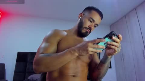 Onlyfansalexmartinezwb  Instagram alexwbmartinez  Twitter martinezcb937 online show from February 28, 2:09 am