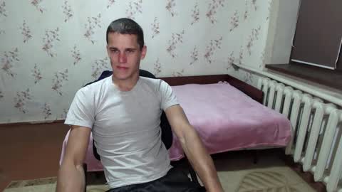 alexanderstrongs online show from September 9, 7:02 pm