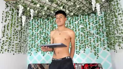 chicos hot online show from February 26, 8:00 pm