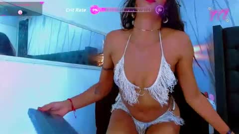 Snapshot of alexandra_castle chatting on July 5, 4:19 am MAMASITA online show from July 5, 4:19 am