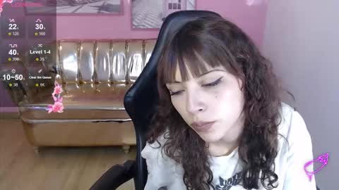 Snapshot of alexandra_gomez_t chatting on November 6, 9:05 pm alexandra online show from November 6, 9:05 pm