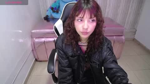 Snapshot of alexandra_gomez_t chatting on November 12, 7:57 pm alexandra online show from November 12, 7:57 pm