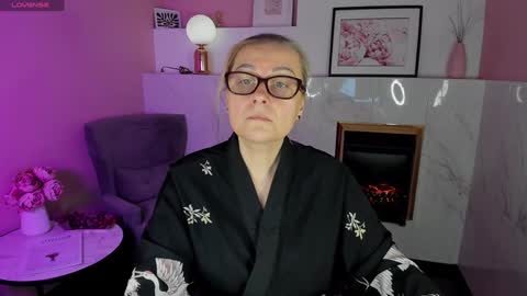 Snapshot of alexandra_kind chatting on February 4, 1:48 pm Alexandra online show from February 4, 1:48 pm