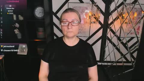 Snapshot of alexandra_kind chatting on March 7, 3:31 pm Alexandra online show from March 7, 3:31 pm