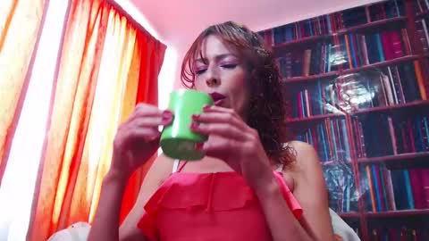 alexandra online show from February 15, 9:15 pm