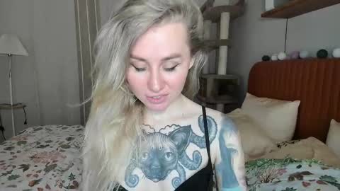 Snapshot of alexarush chatting on April 30, 8:57 pm alexarush online show from April 30, 8:57 pm