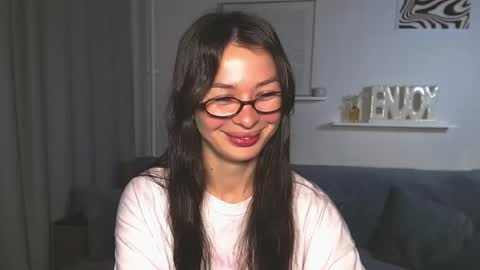 Snapshot of alexasven chatting on July 9, 10:14 pm Alex DONT FORGET GIVE ME THUMBS UP online show from July 9, 10:14 pm
