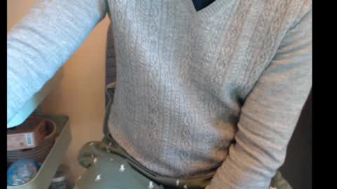 Snapshot of alexbelly chatting on November 13, 12:04 pm alexbelly online show from November 13, 12:04 pm