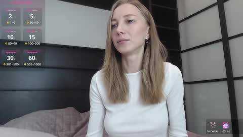 Snapshot of alexcandy69 chatting on October 18, 11:00 am Alex Candy online show from October 18, 11:00 am