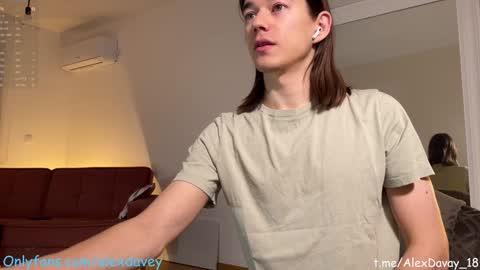 Snapshot of alexdavey chatting on January 27, 7:56 pm online show from January 27, 7:56 pm