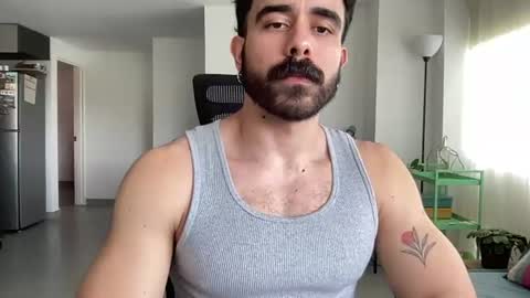 Snapshot of alexdimartino chatting on June 24, 7:46 pm Alex Dimartino online show from June 24, 7:46 pm