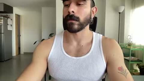 Snapshot of alexdimartino chatting on July 28, 9:03 pm Alex Dimartino online show from July 28, 9:03 pm