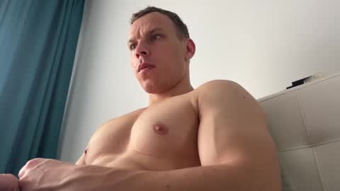 alexfit96 online show from November 6, 8:37 am