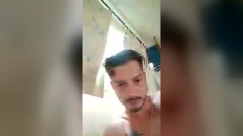 Snapshot of alexfr31 chatting on July 31, 8:14 am alexfr31 online show from July 31, 8:14 am