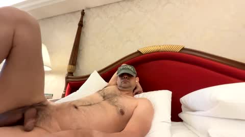 Snapshot of alexgeorge1140 chatting on January 29, 11:51 am alexgeorge1140 online show from January 29, 11:51 am