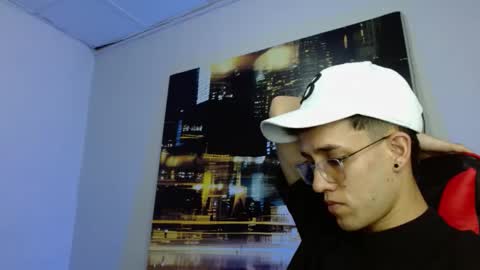 alexgiraldo__ online show from March 19, 1:31 am
