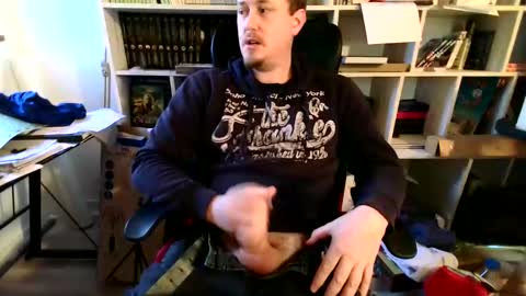 Snapshot of alexgoldan16 chatting on February 6, 5:09 pm Alexgoldan16 online show from February 6, 5:09 pm