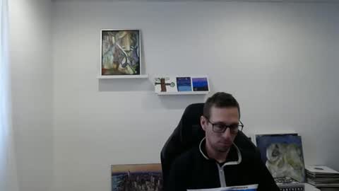 Snapshot of alexhunter4u chatting on December 3, 11:55 am alexhunter4u online show from December 3, 11:55 am