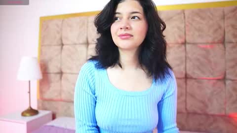 alexia_clark7 online show from February 19, 7:43 pm