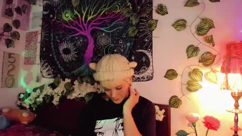 Alex online show from February 7, 7:59 pm