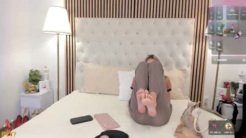 Alexia Sara online show from October 23, 6:02 am