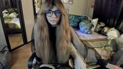 Snapshot of alexiamaiex chatting on April 20, 1:08 am alexiamaiex online show from April 20, 1:08 am