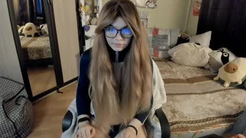 Snapshot of alexiamaiex chatting on April 25, 1:41 am alexiamaiex online show from April 25, 1:41 am