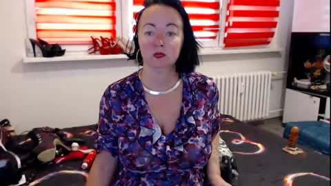 alexie33 online show from July 28, 9:26 am