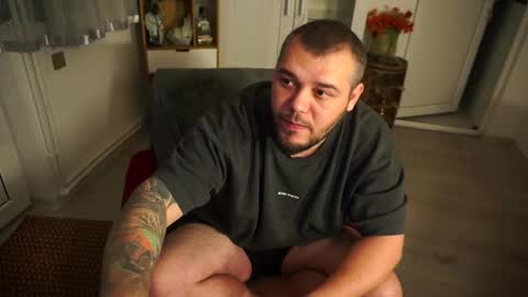 Snapshot of alexirr chatting on February 16, 8:33 pm Alex online show from February 16, 8:33 pm