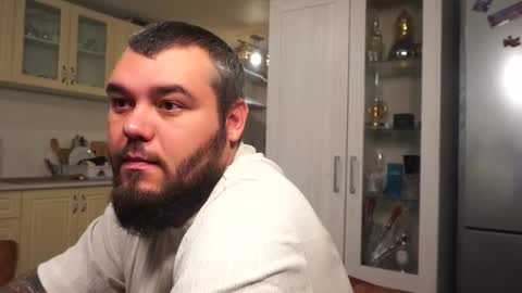 Snapshot of alexirr chatting on December 3, 1:02 am Alex online show from December 3, 1:02 am