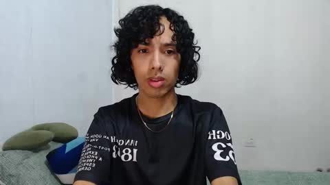 Alexis online show from December 5, 2:47 pm