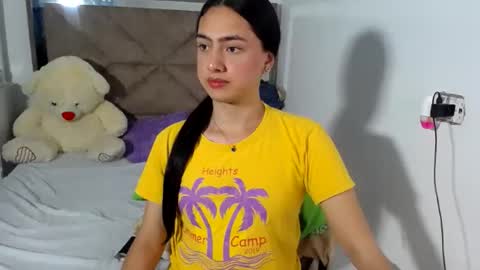 -- ALEXIS -- online show from July 17, 2:29 am
