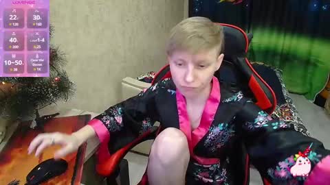 Snapshot of alexis_gordon chatting on January 2, 7:51 pm Alexis online show from January 2, 7:51 pm