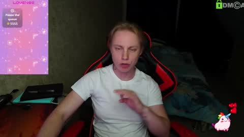 Snapshot of alexis_gordon chatting on September 18, 10:34 pm Alexis online show from September 18, 10:34 pm