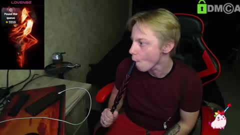 Snapshot of alexis_gordon chatting on October 13, 8:09 pm Alexis online show from October 13, 8:09 pm