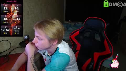 Snapshot of alexis_gordon chatting on October 24, 3:19 pm Alexis online show from October 24, 3:19 pm