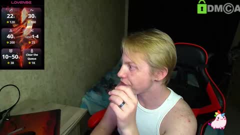 Snapshot of alexis_gordon chatting on October 28, 7:49 pm Alexis online show from October 28, 7:49 pm