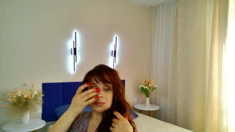 alexis_lovelyy online show from April 7, 5:08 am