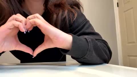 alexislove8 online show from November 13, 3:22 pm