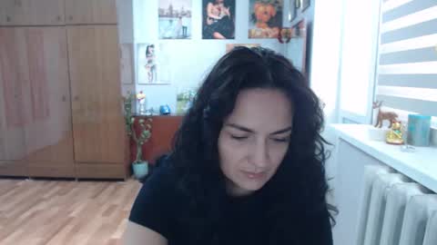 AlexisMillers online show from September 15, 8:47 am