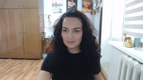 AlexisMillers online show from November 3, 9:32 am