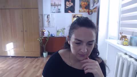 AlexisMillers online show from November 14, 10:58 am