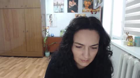 AlexisMillers online show from December 3, 9:29 am