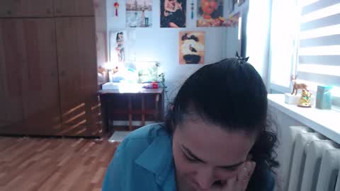 AlexisMillers online show from March 10, 1:05 pm