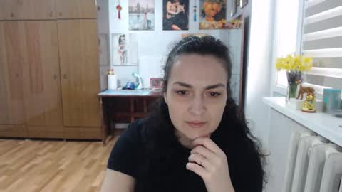 AlexisMillers online show from April 3, 8:56 am