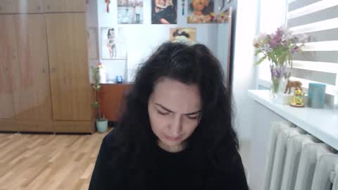 AlexisMillers online show from April 24, 1:02 pm