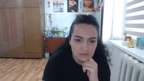 AlexisMillers online show from June 5, 9:26 am