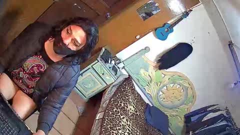 Snapshot of alexiss699 chatting on February 11, 5:01 am alexiss699 online show from February 11, 5:01 am