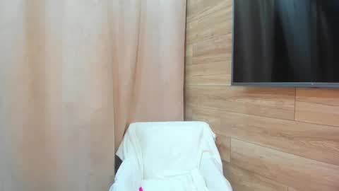 Snapshot of alexisweets chatting on January 12, 5:11 pm Sosweetcherry online show from January 12, 5:11 pm