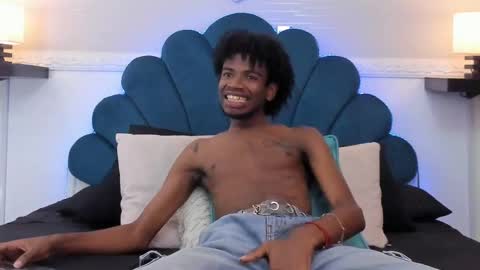 Alex Jaccob online show from October 4, 1:09 pm